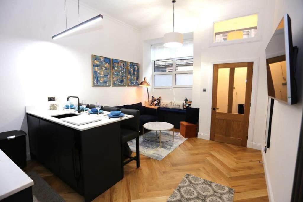 Appartement Cosy Apartment, Free Street Parking